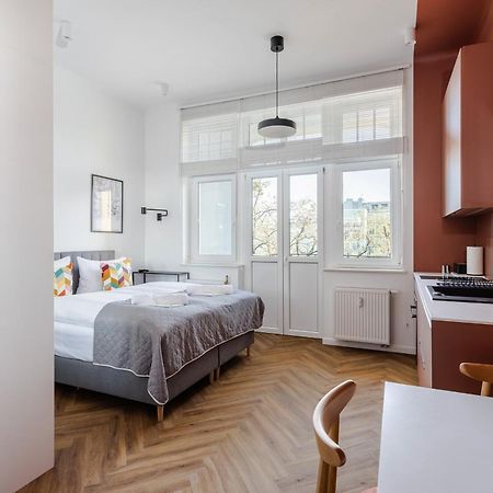 Przytulne I Komfortowe Studia Very Berry W Poznaniu By Noclegi Renters Exteriér fotografie