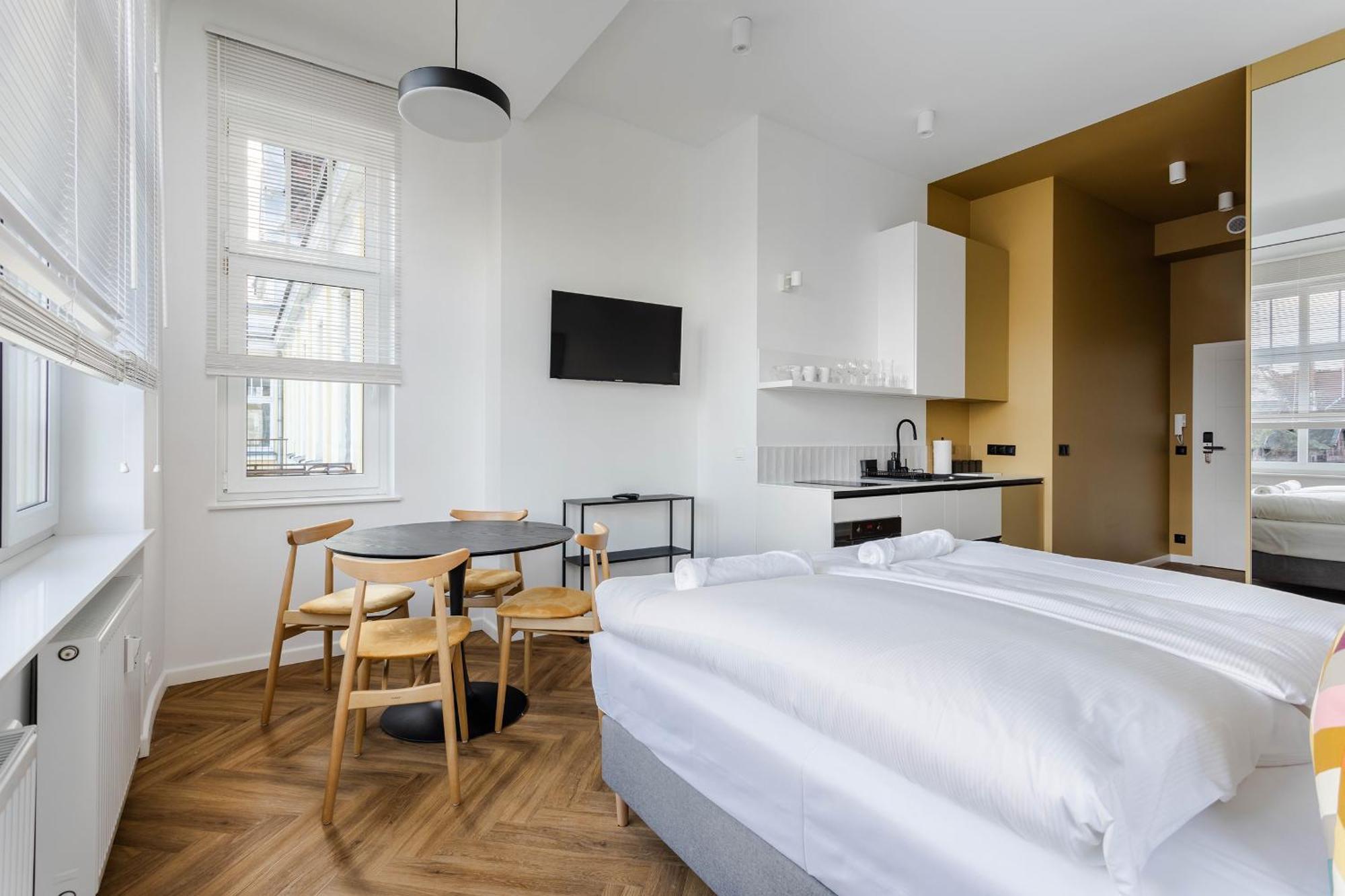 Przytulne I Komfortowe Studia Very Berry W Poznaniu By Noclegi Renters Exteriér fotografie